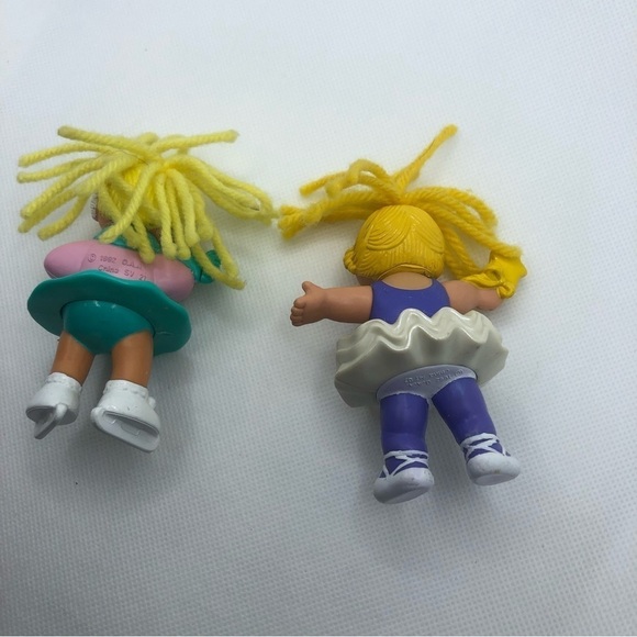 X2 Vintage 90s Cabbage Patch Dolls Figure Skater & Ballerina Mini Toys 3.5” - Picture 2 of 5